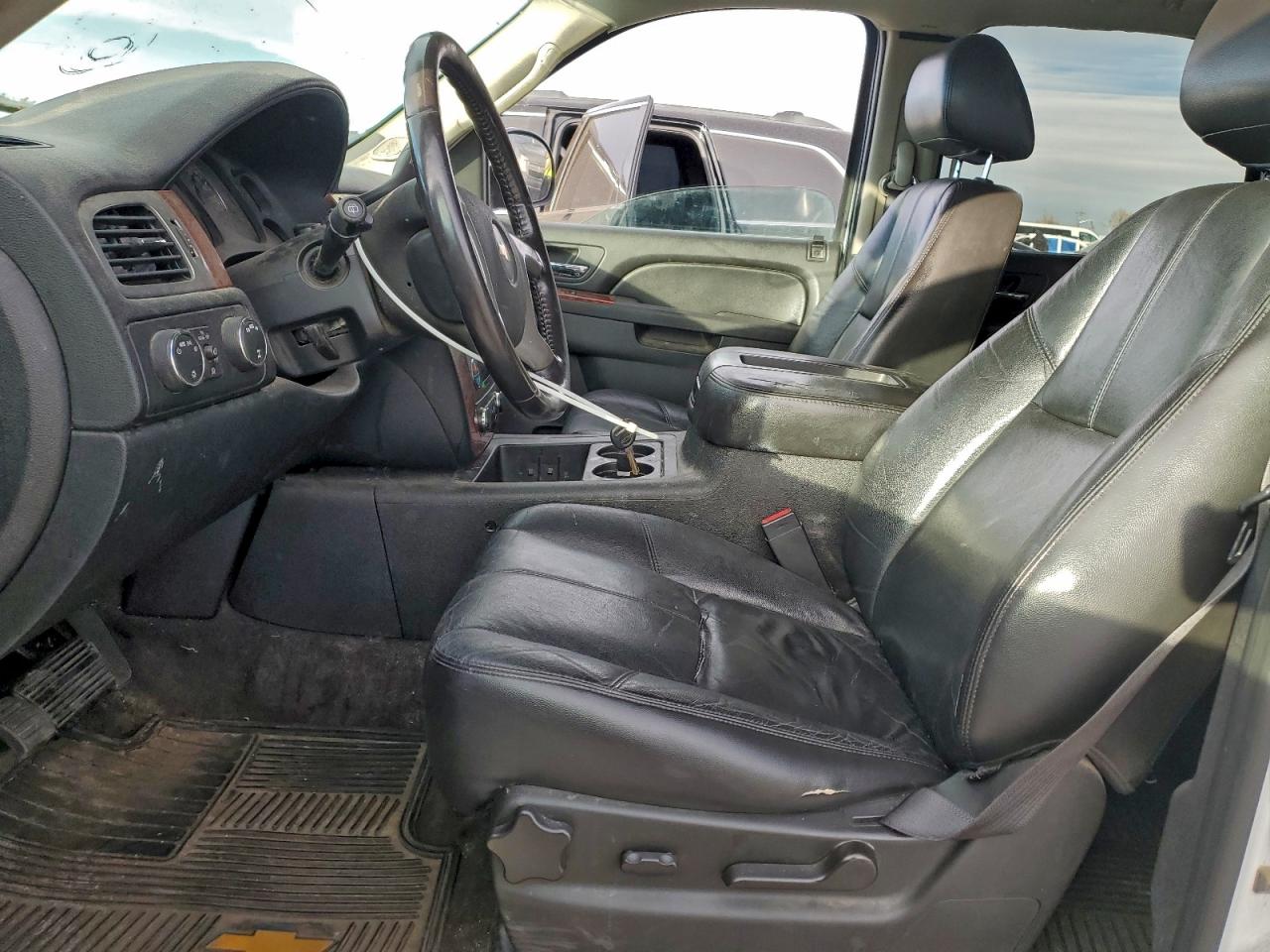 2011 CHEVROLET TAHOE K1500 LT photo 7