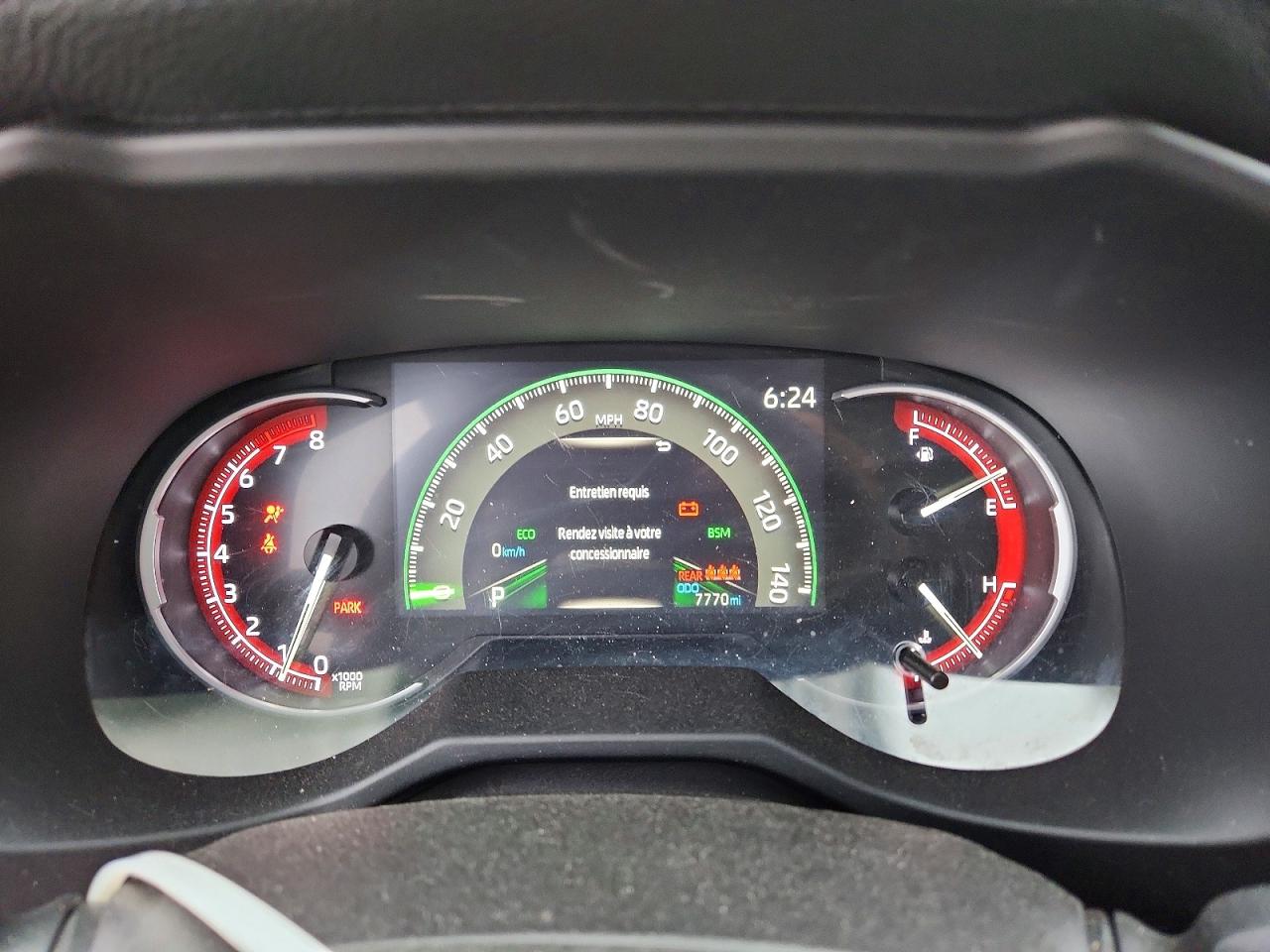 2025 TOYOTA RAV4 LE photo 17