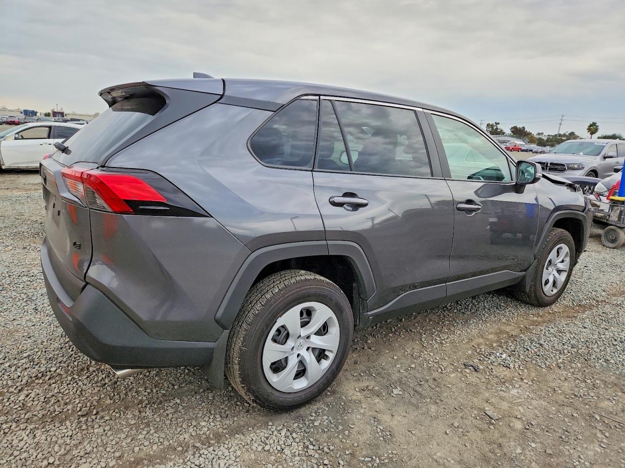 2025 TOYOTA RAV4 LE photo 5