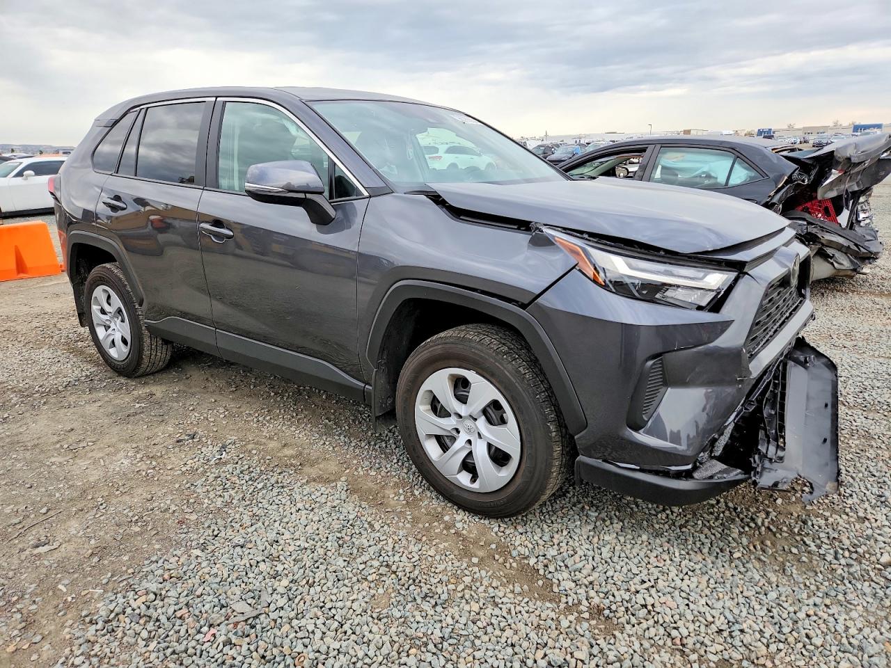 2025 TOYOTA RAV4 LE photo 7