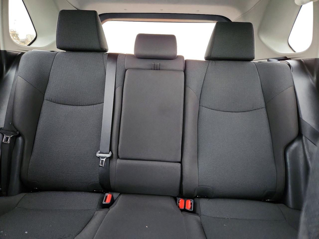 2025 TOYOTA RAV4 LE photo 19