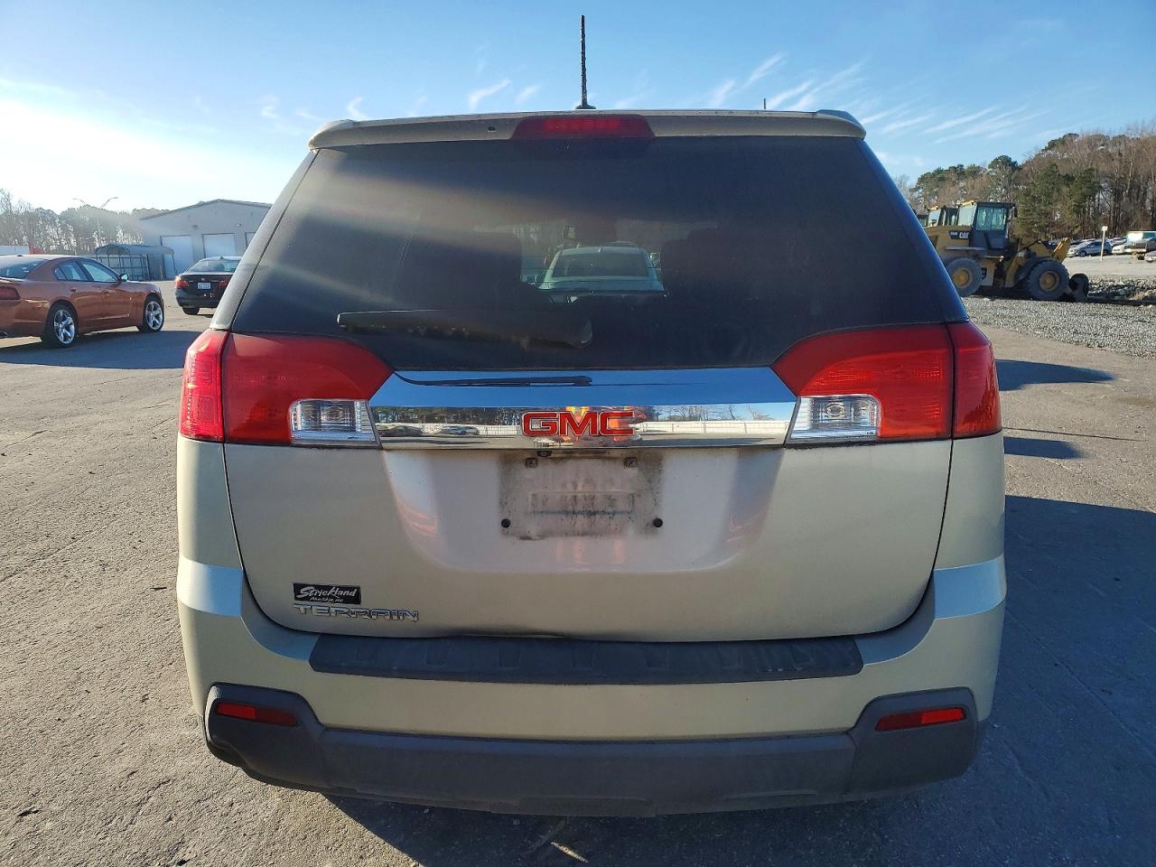 2015 GMC TERRAIN SLE photo 6