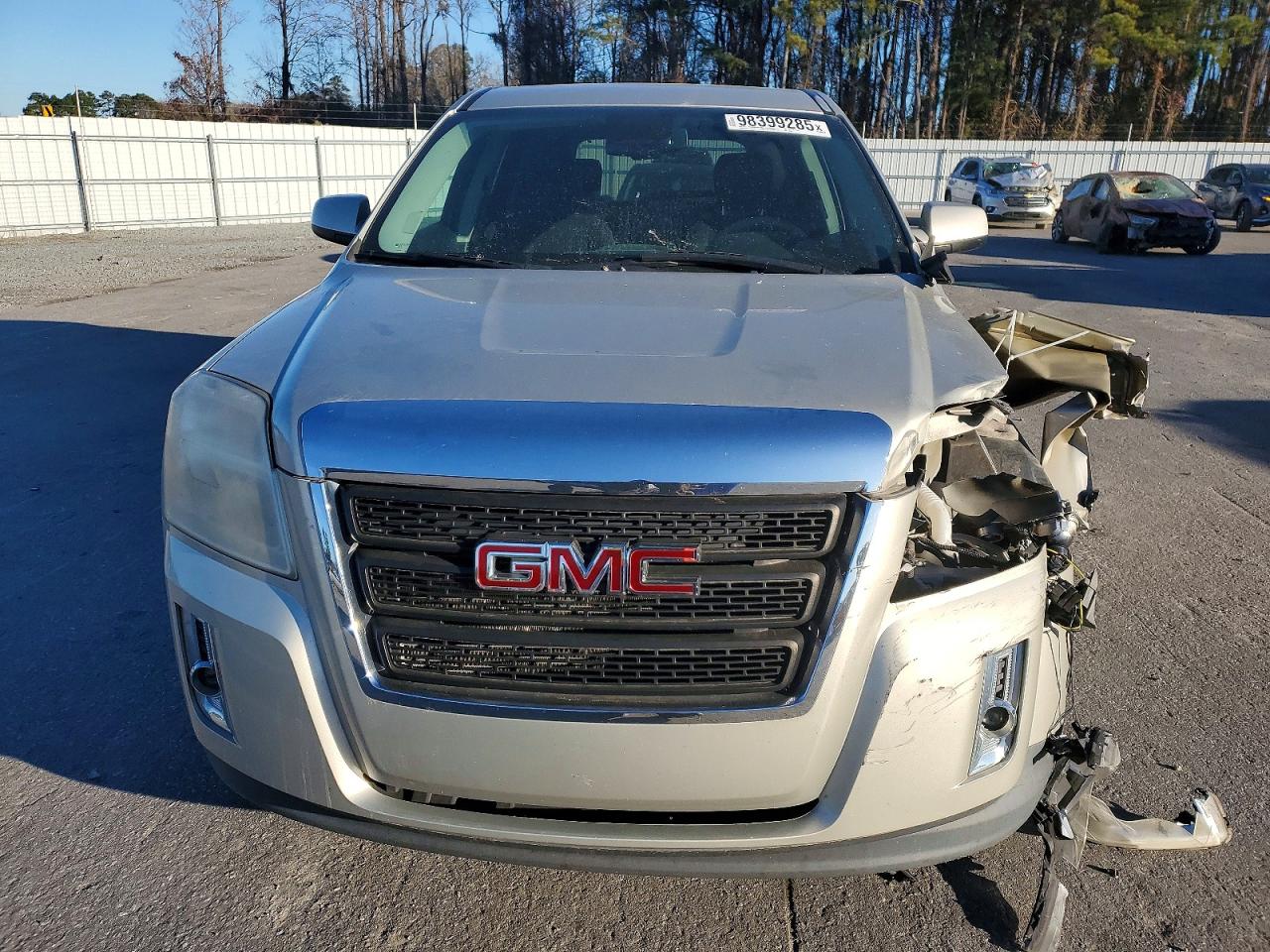 2015 GMC TERRAIN SLE photo 5