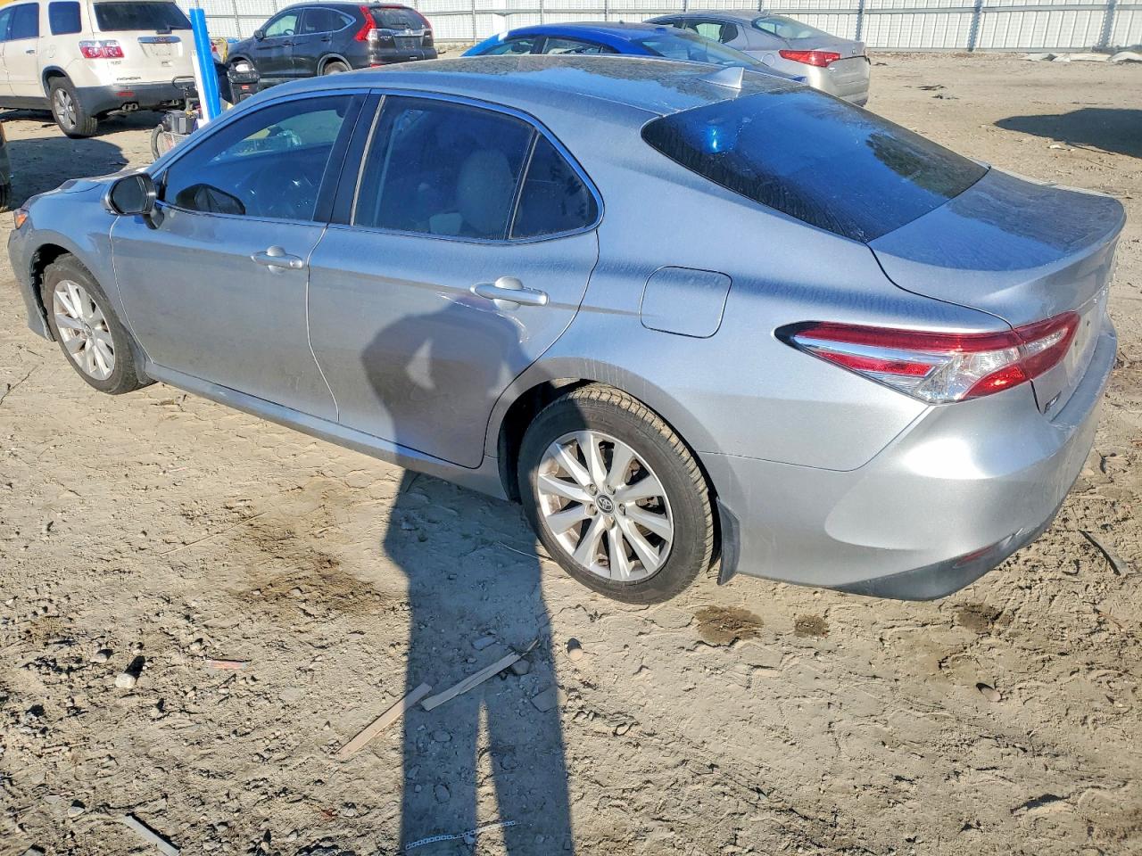 2019 TOYOTA CAMRY L photo 2