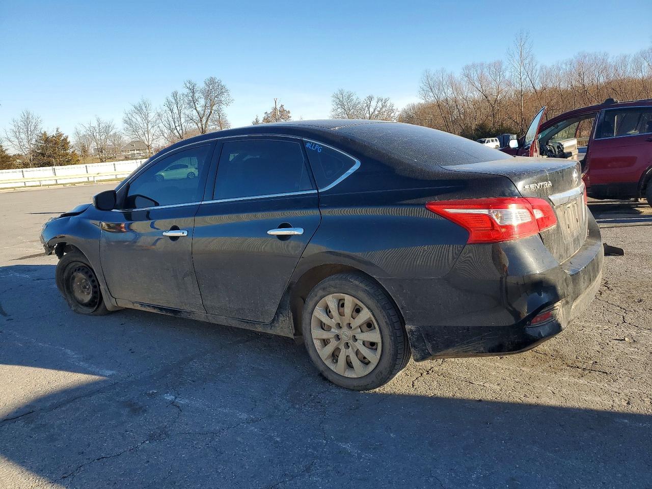 2019 NISSAN SENTRA S photo 2