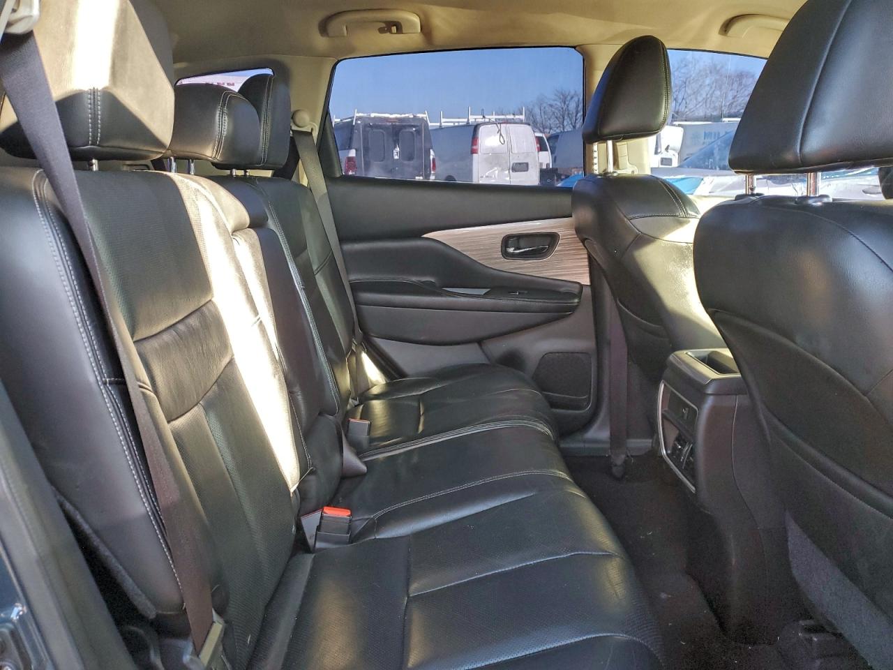 2015 NISSAN MURANO S photo 11