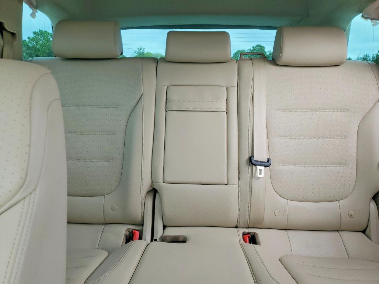 2016 VOLKSWAGEN TOUAREG SPORT photo 19