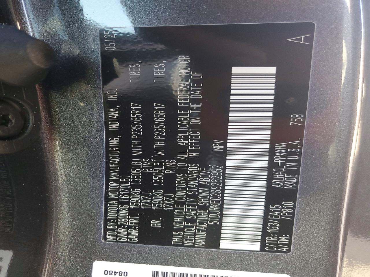 2025 TOYOTA SIENNA XLE photo 14