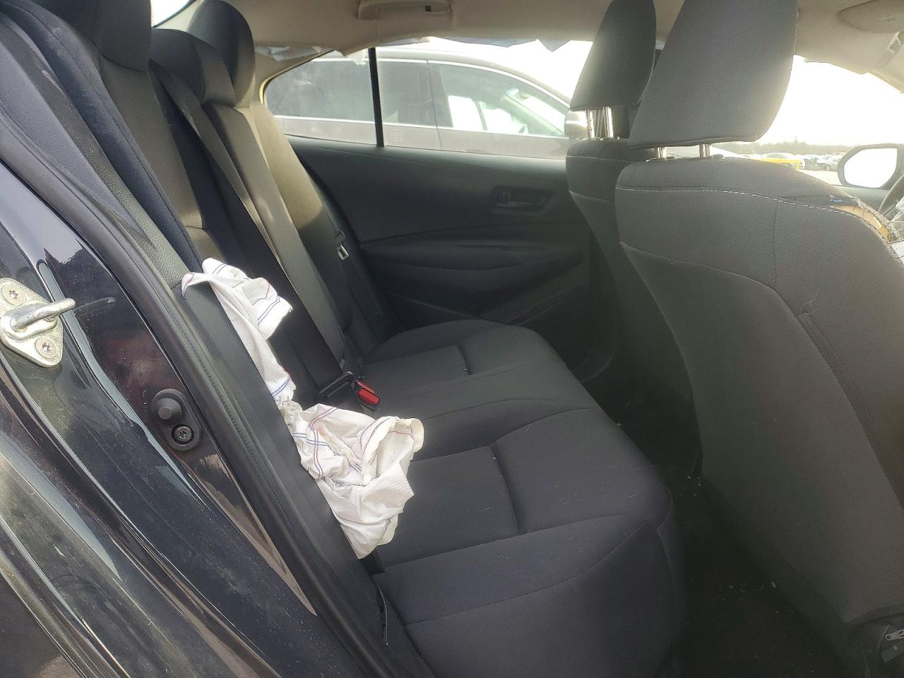 2024 TOYOTA COROLLA LE photo 10