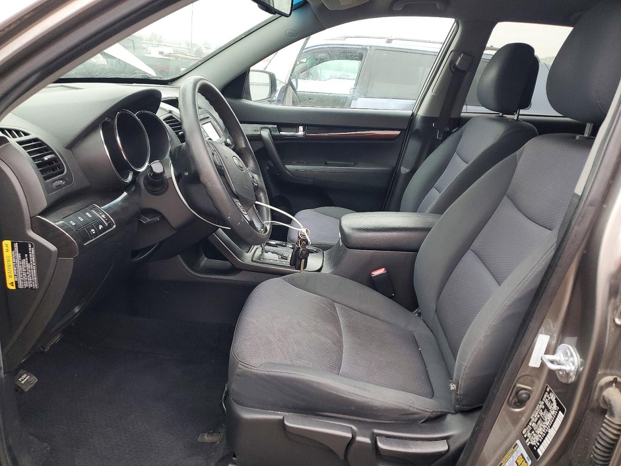2013 KIA SORENTO LX photo 7