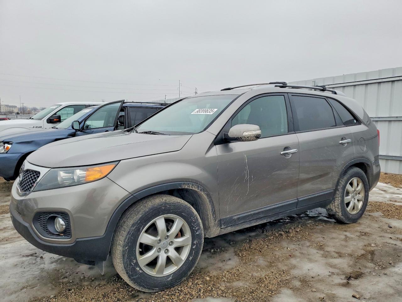 2013 KIA SORENTO