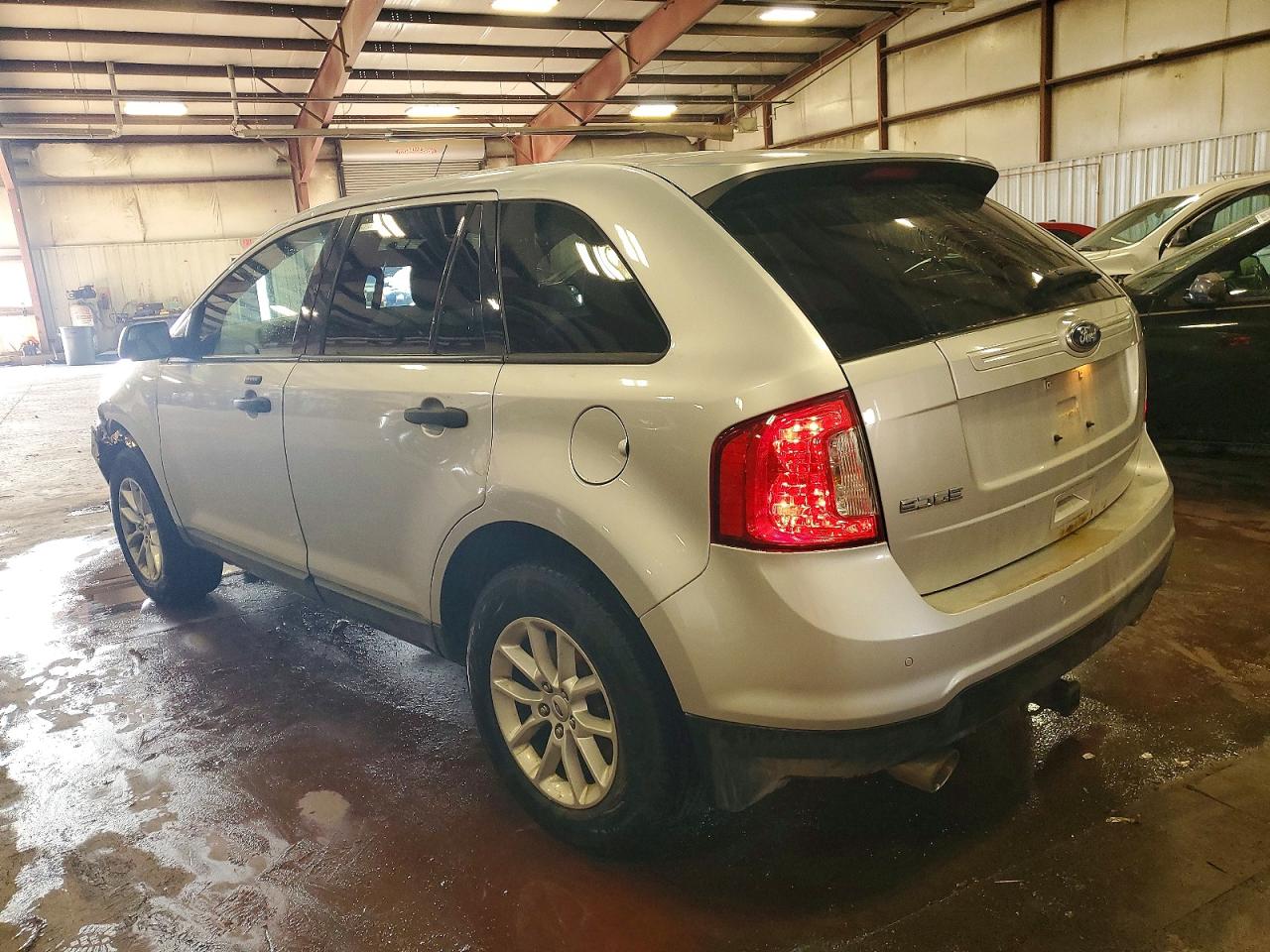 2013 FORD EDGE SE photo 2