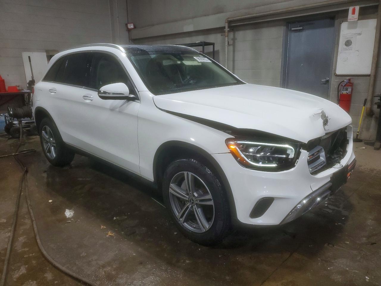 2020 MERCEDES-BENZ GLC 300 4MATIC photo 4