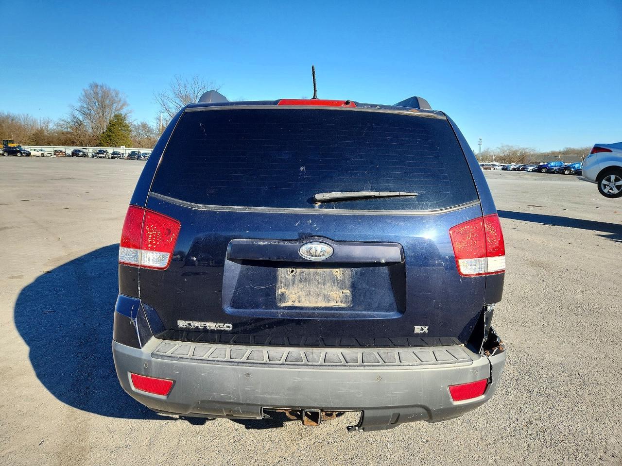 2009 KIA BORREGO LX photo 6