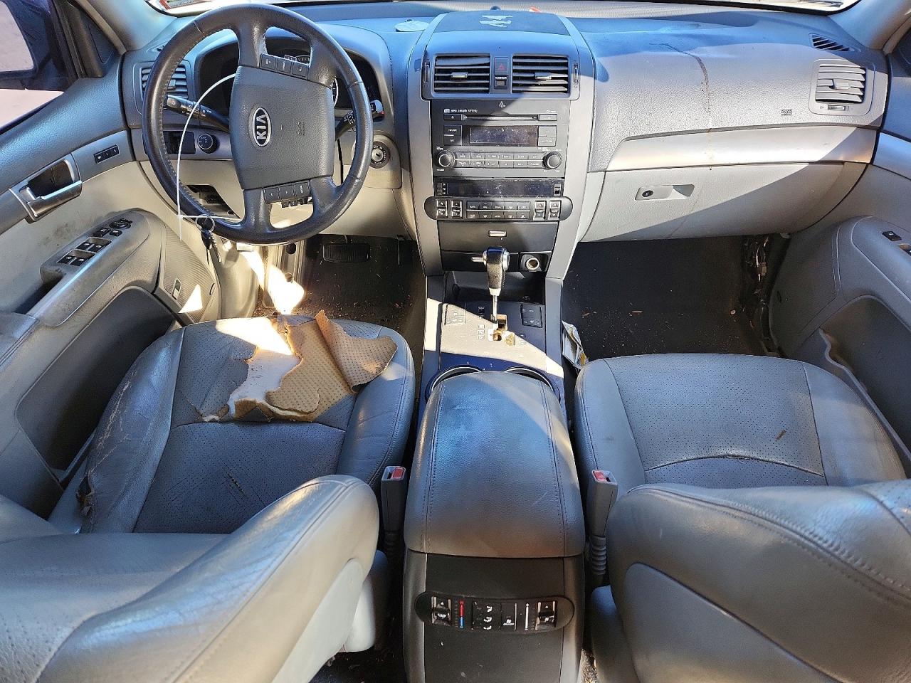 2009 KIA BORREGO LX photo 8