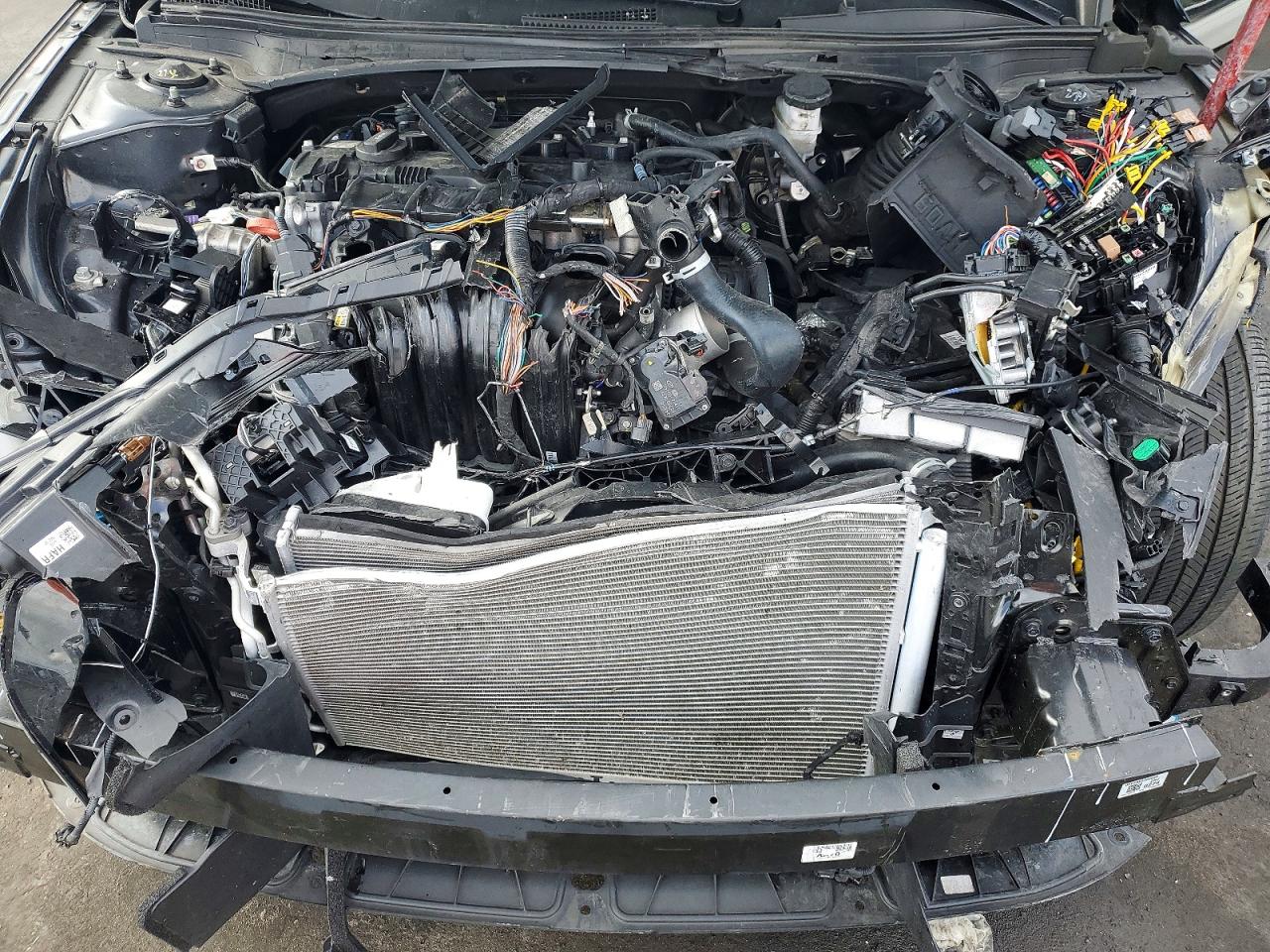 2024 HYUNDAI ELANTRA SEL photo 21