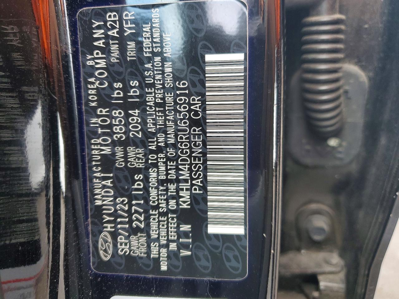 2024 HYUNDAI ELANTRA SEL photo 23