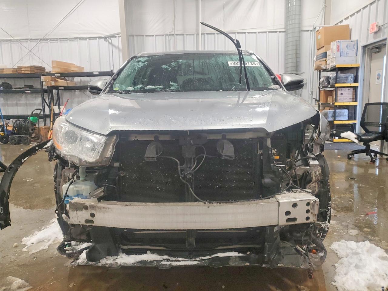 2014 TOYOTA HIGHLANDER XLE photo 5