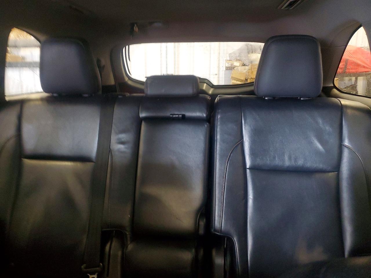 2014 TOYOTA HIGHLANDER XLE photo 10