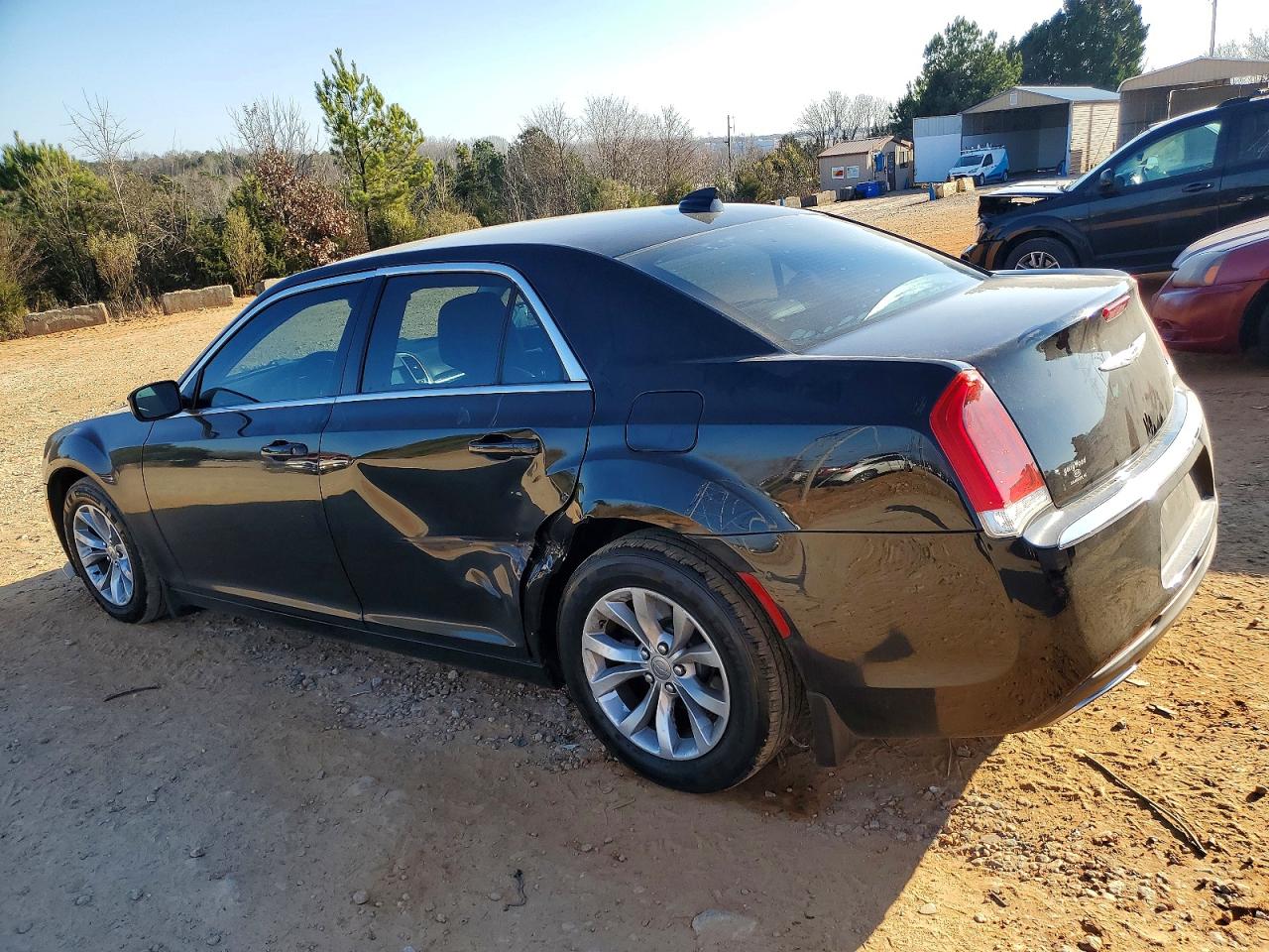 2015 CHRYSLER 300 LIMITED photo 2