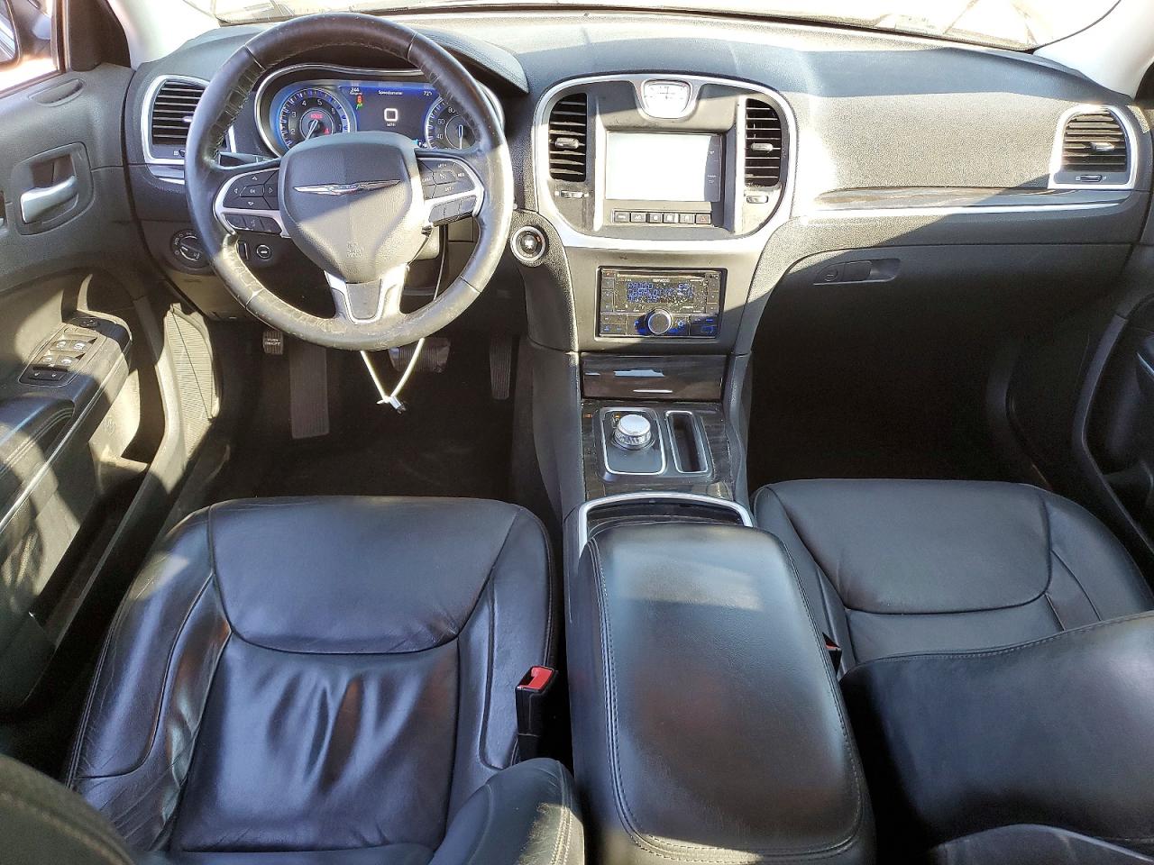 2015 CHRYSLER 300 LIMITED photo 8