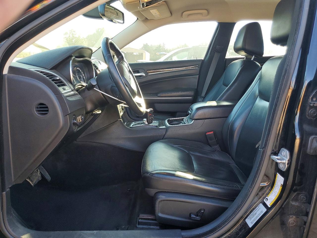 2015 CHRYSLER 300 LIMITED photo 7