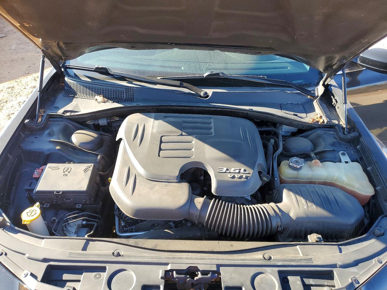 2015 CHRYSLER 300 LIMITED photo 11