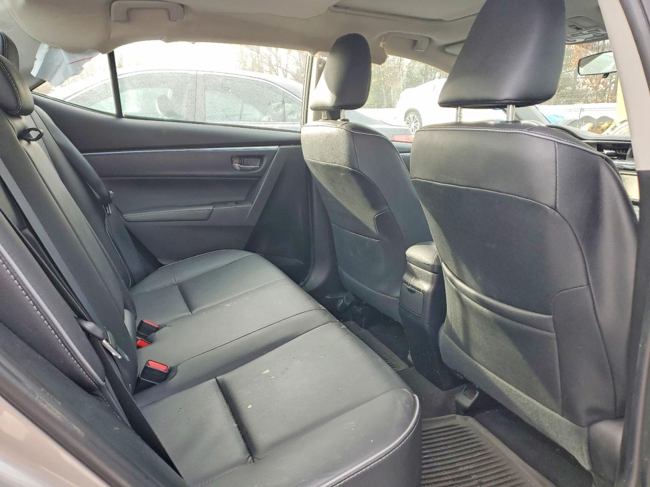 2016 TOYOTA COROLLA L photo 19