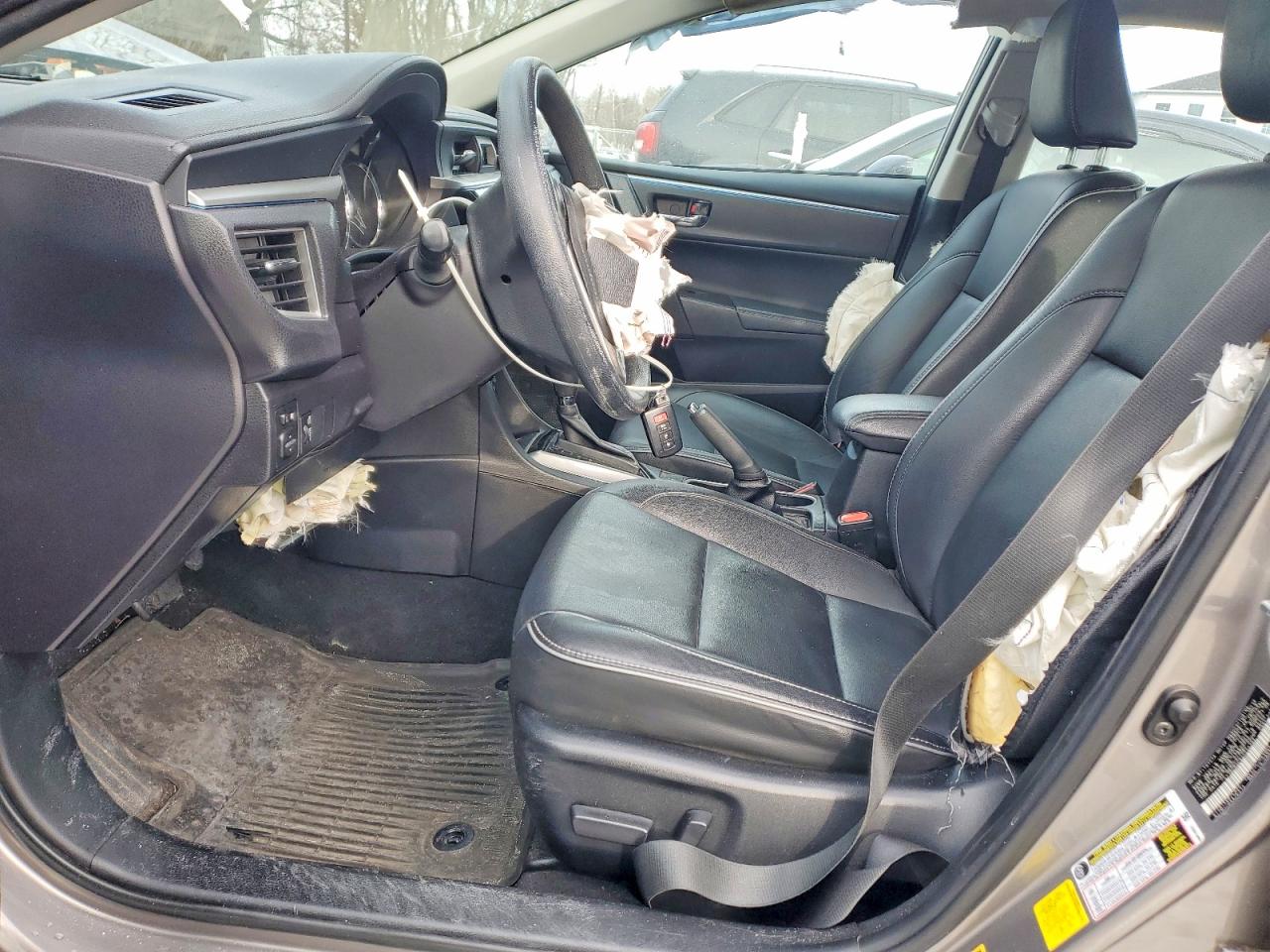 2016 TOYOTA COROLLA L photo 13