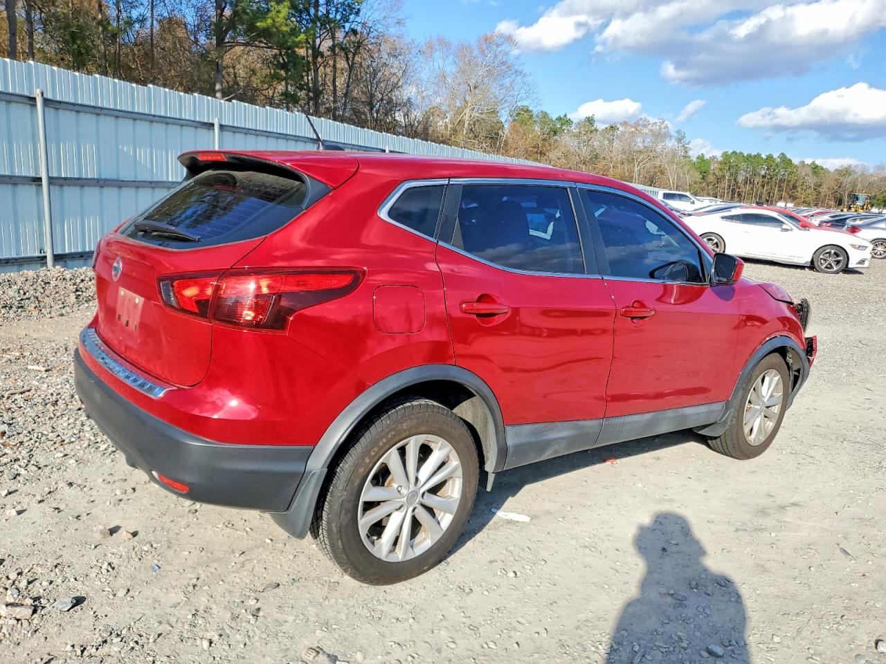 2018 NISSAN ROGUE SPORT S photo 3