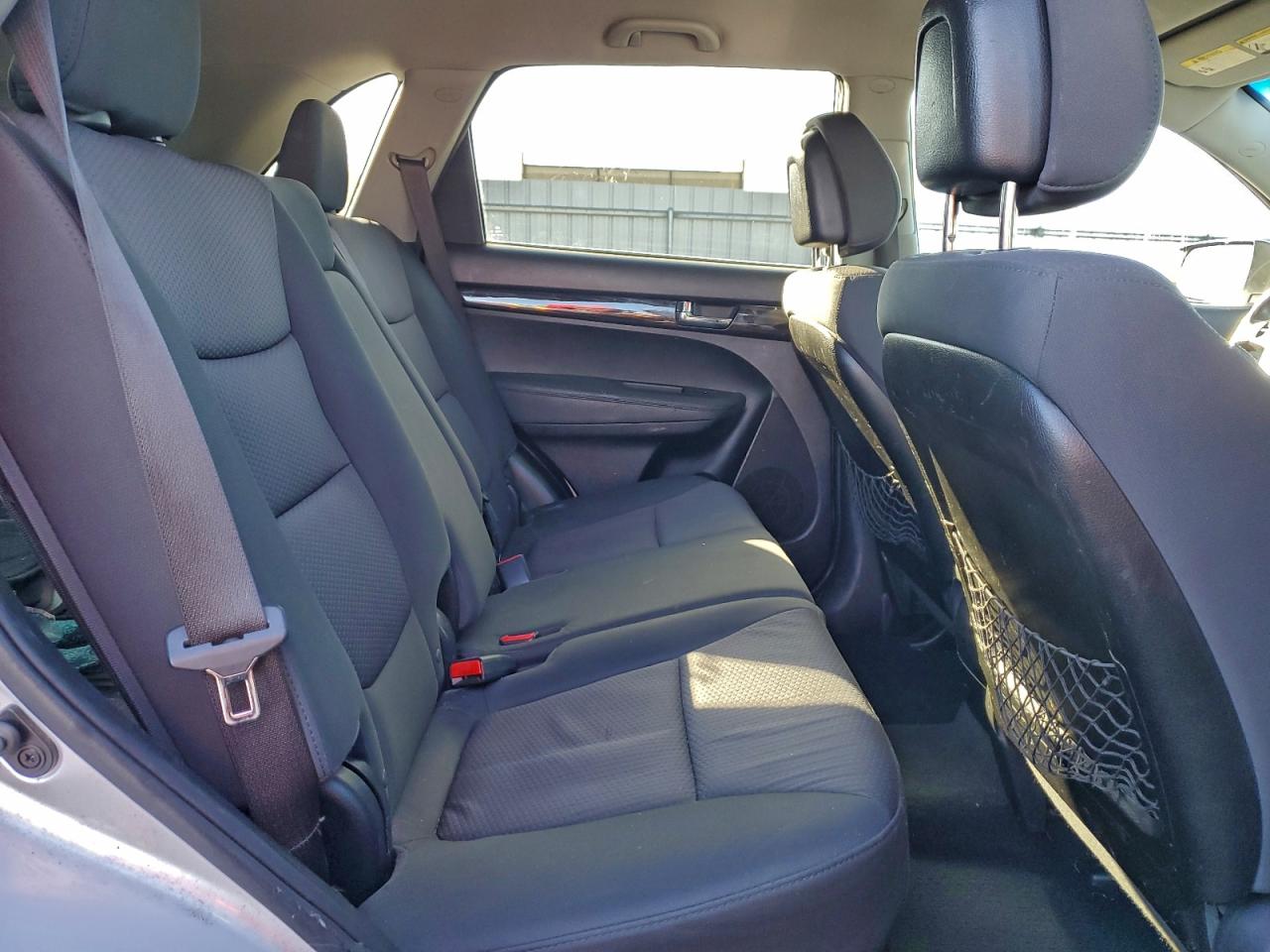 2012 KIA SORENTO BASE photo 11