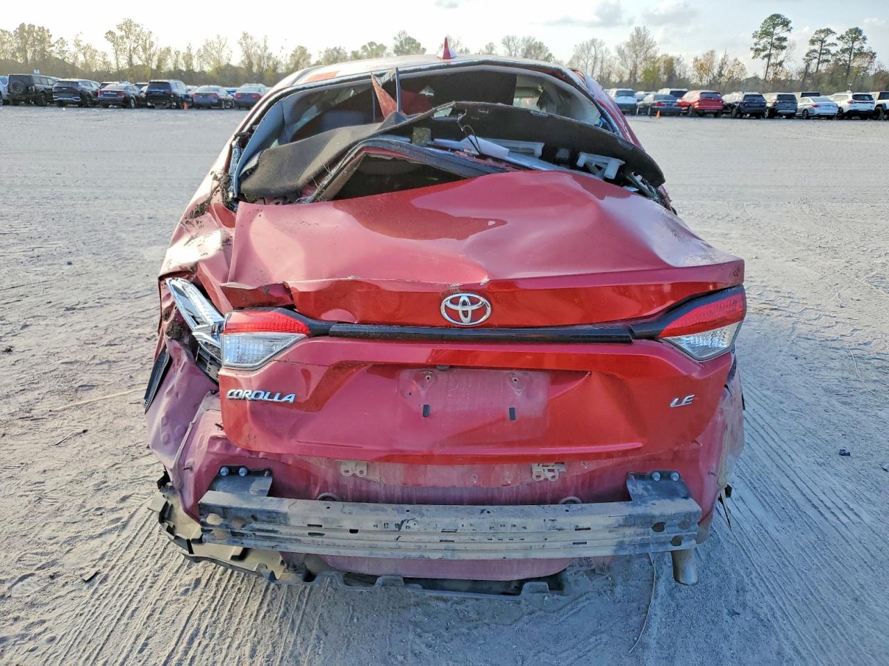 2020 TOYOTA COROLLA LE photo 6
