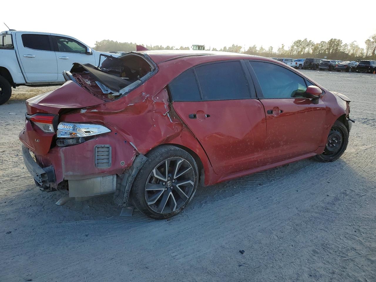 2020 TOYOTA COROLLA LE photo 3