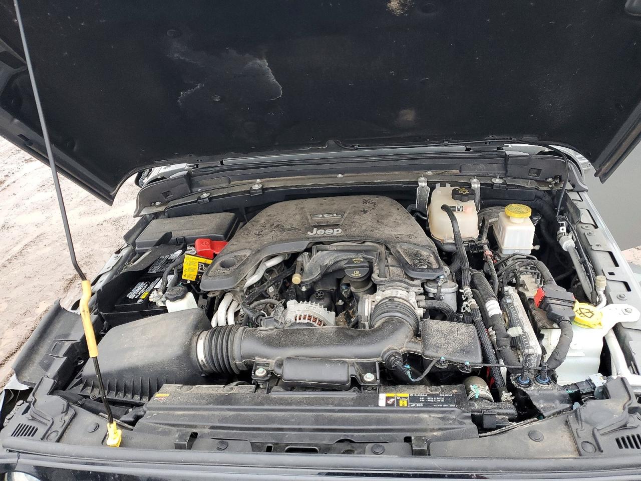 2021 JEEP GLADIATOR SPORT photo 21