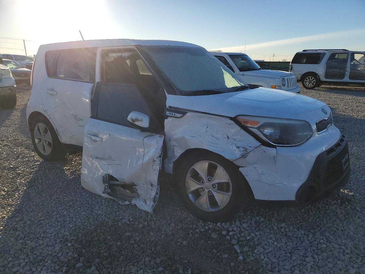 2016 KIA SOUL BASE photo 4