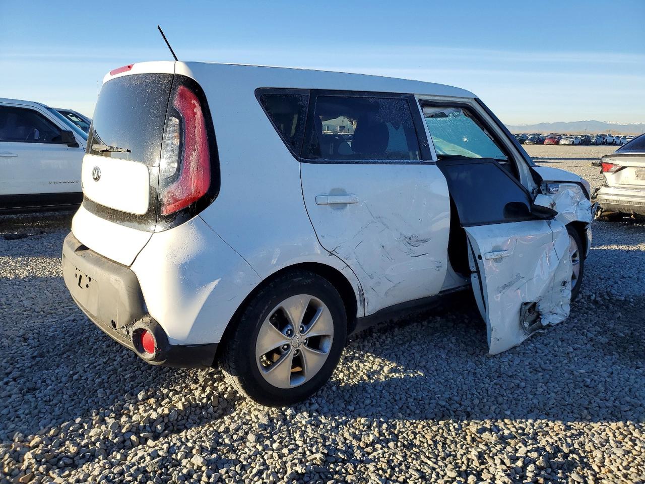 2016 KIA SOUL BASE photo 3