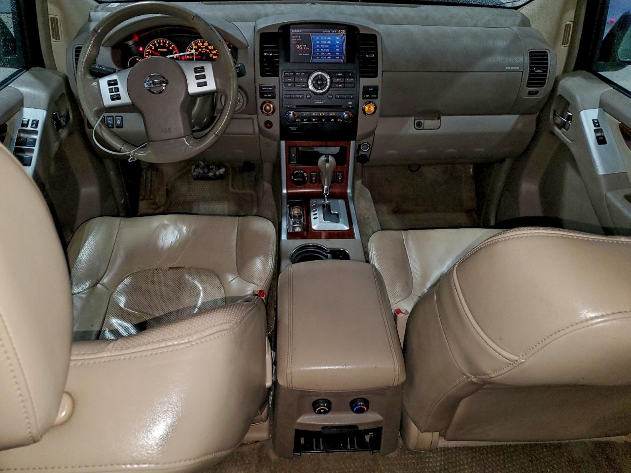 2011 NISSAN PATHFINDER S photo 8