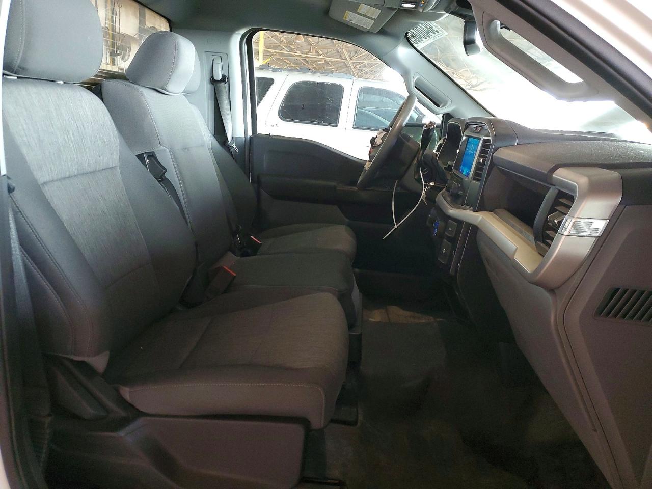 2022 FORD F150 photo 10