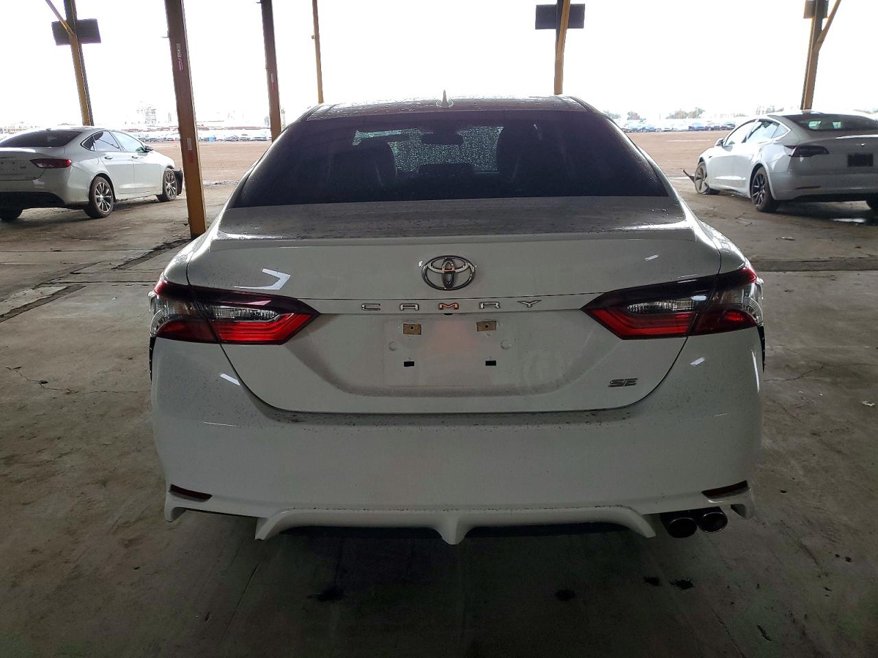 2021 TOYOTA CAMRY SE photo 6