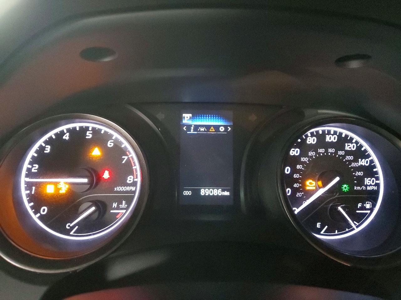 2021 TOYOTA CAMRY SE photo 9