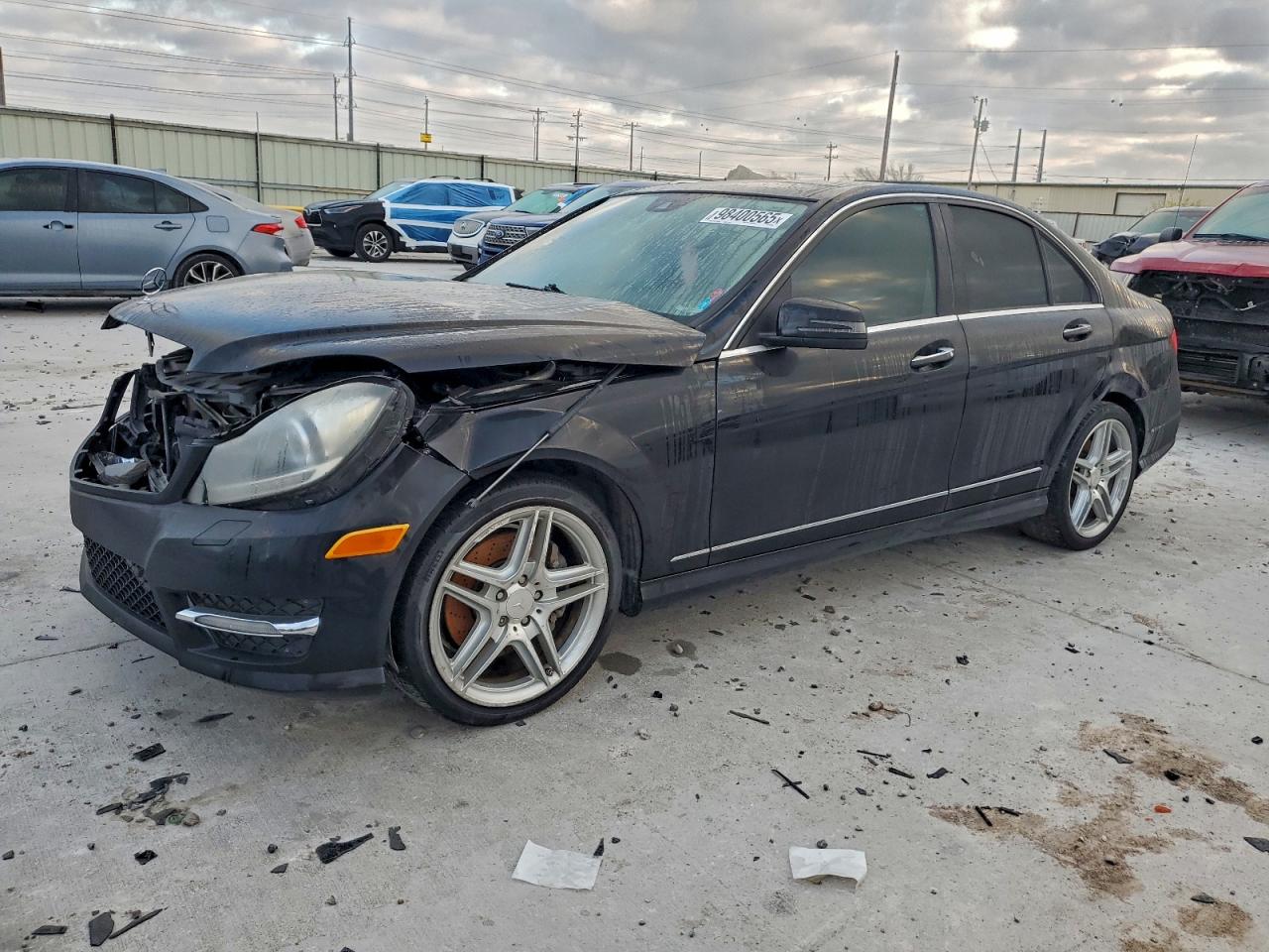 2013 MERCEDES-BENZ C