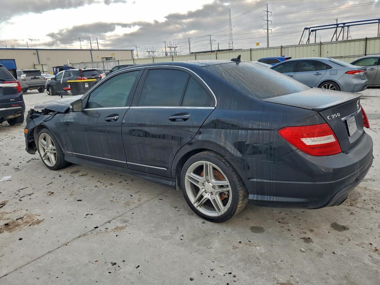 2013 MERCEDES-BENZ C 350 photo 2