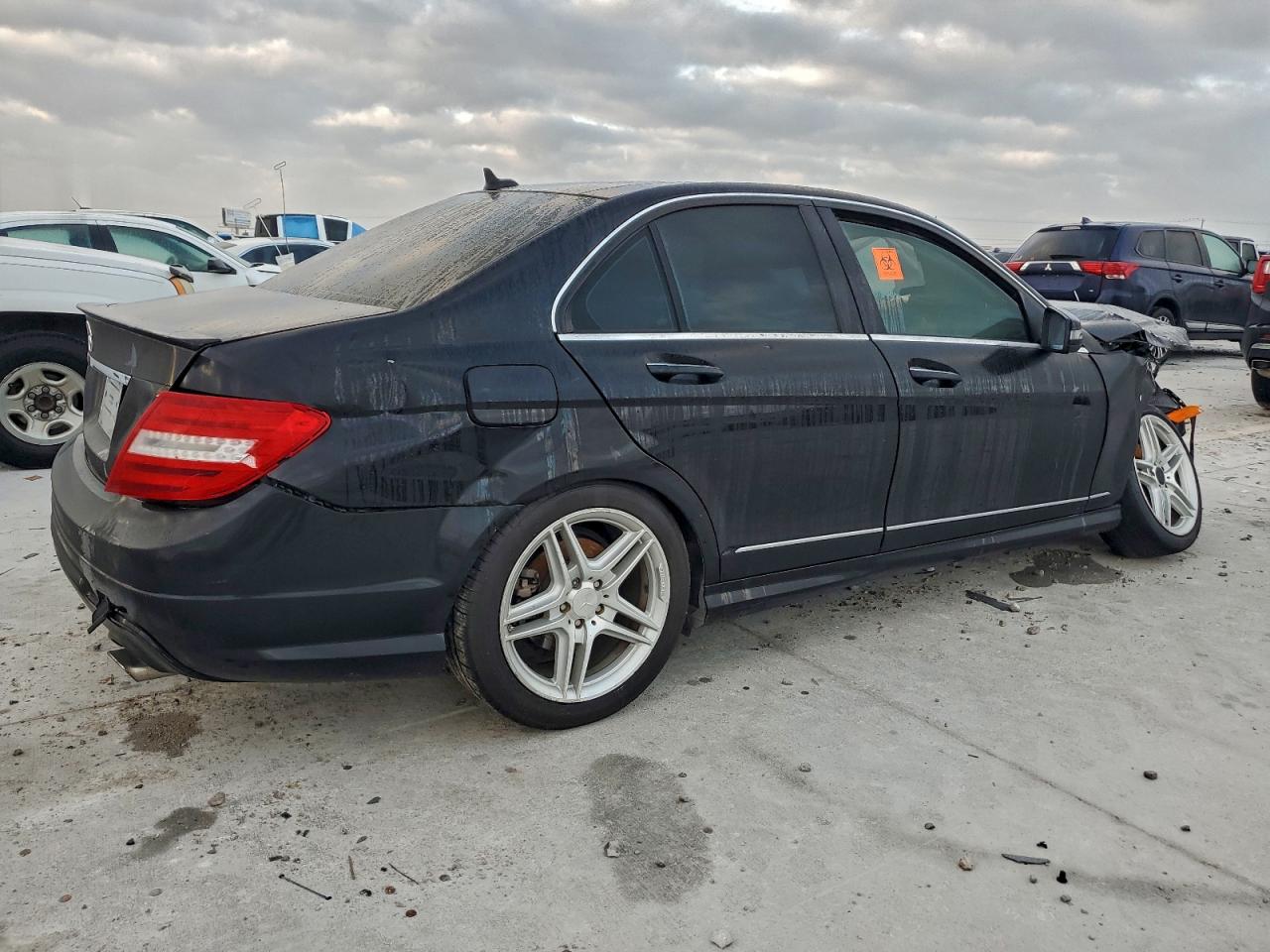 2013 MERCEDES-BENZ C 350 photo 3