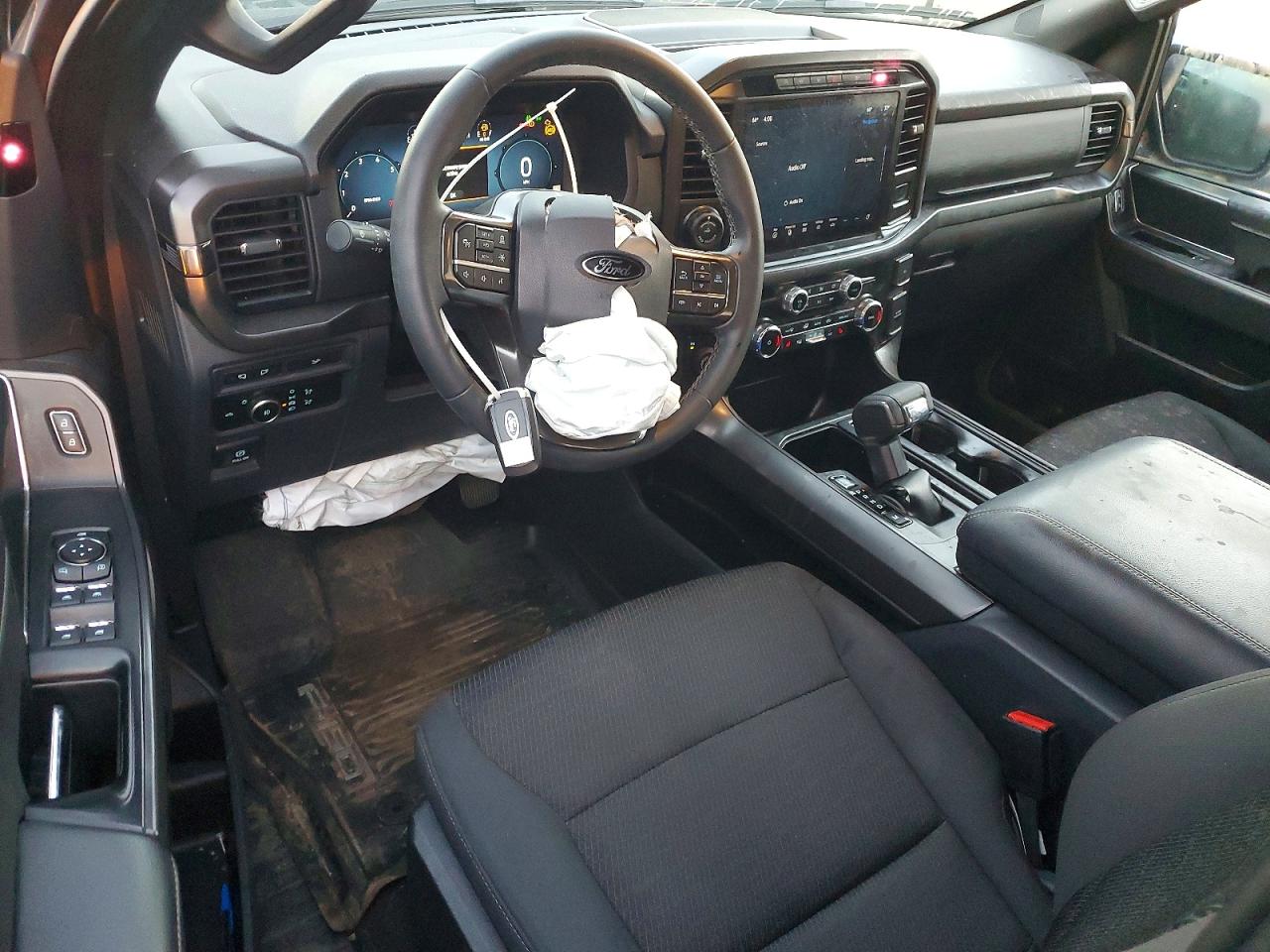 2024 FORD F150 XLT photo 15