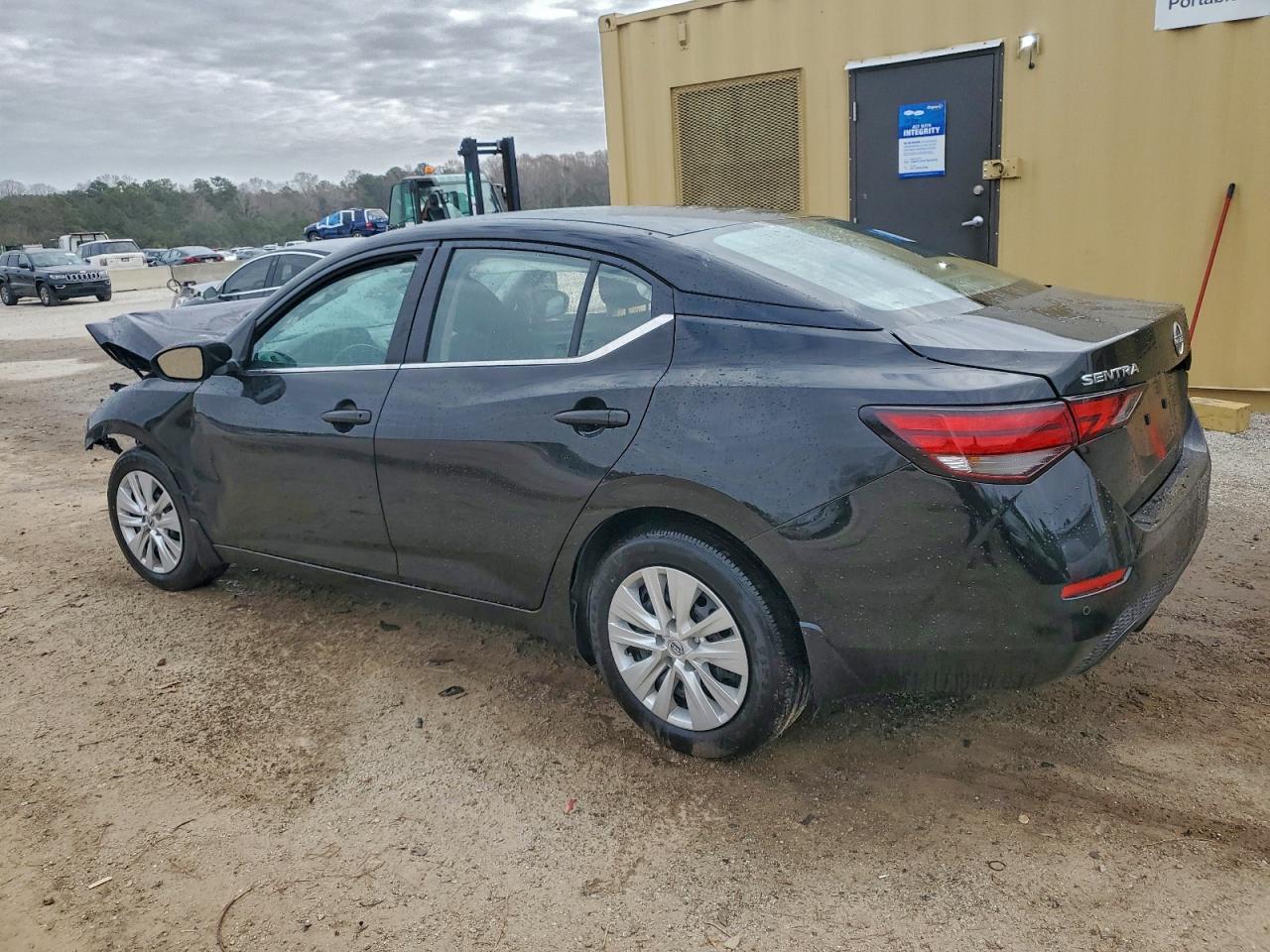 2024 NISSAN SENTRA S photo 2