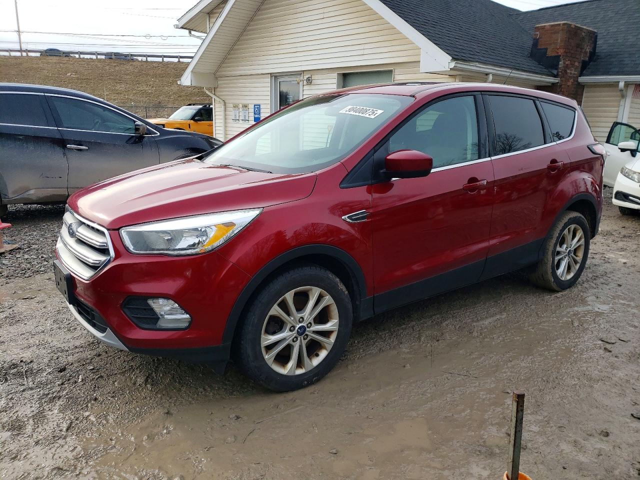 2017 FORD ESCAPE