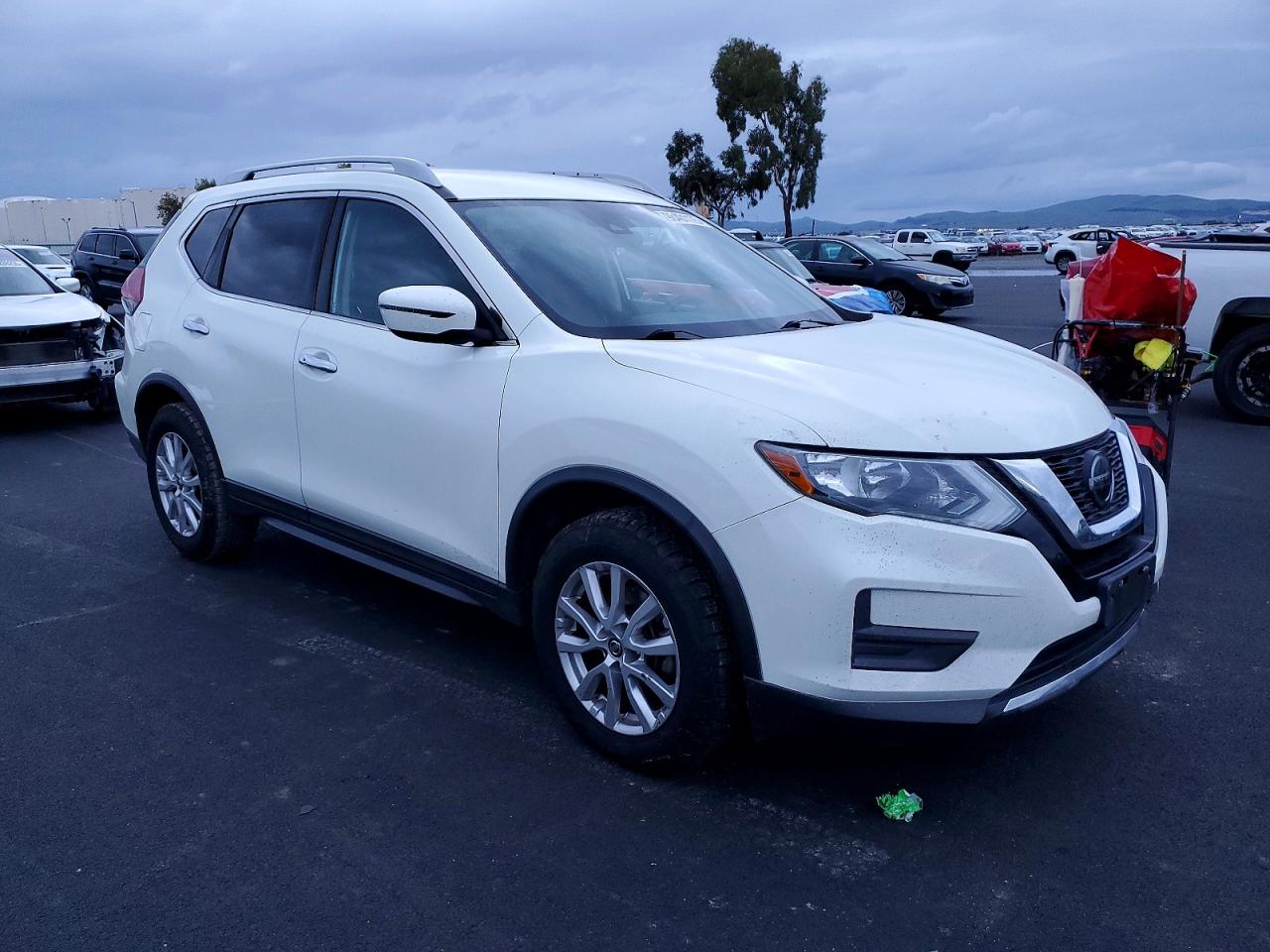 2020 NISSAN ROGUE S photo 4
