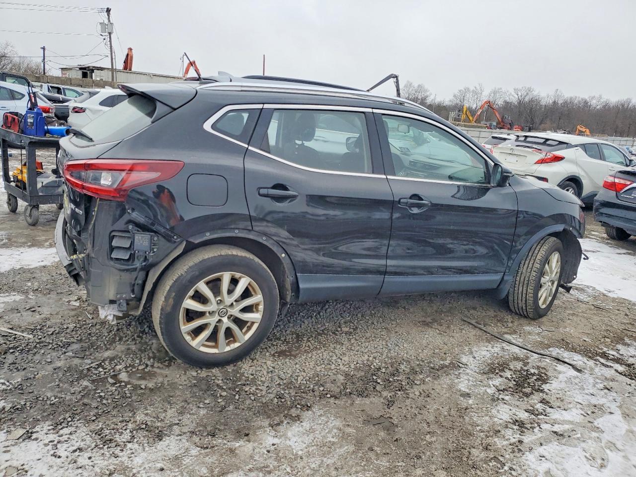2020 NISSAN ROGUE SPORT S photo 3