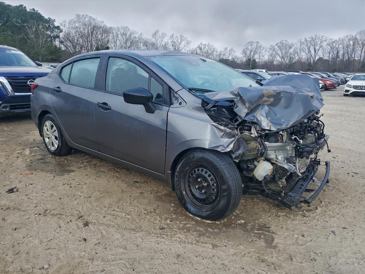 2024 NISSAN VERSA S photo 4