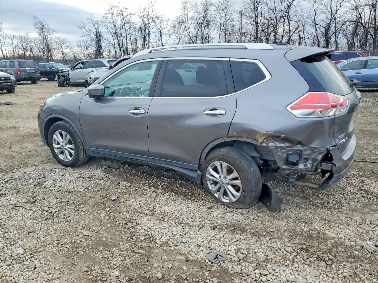 2016 NISSAN ROGUE S photo 2